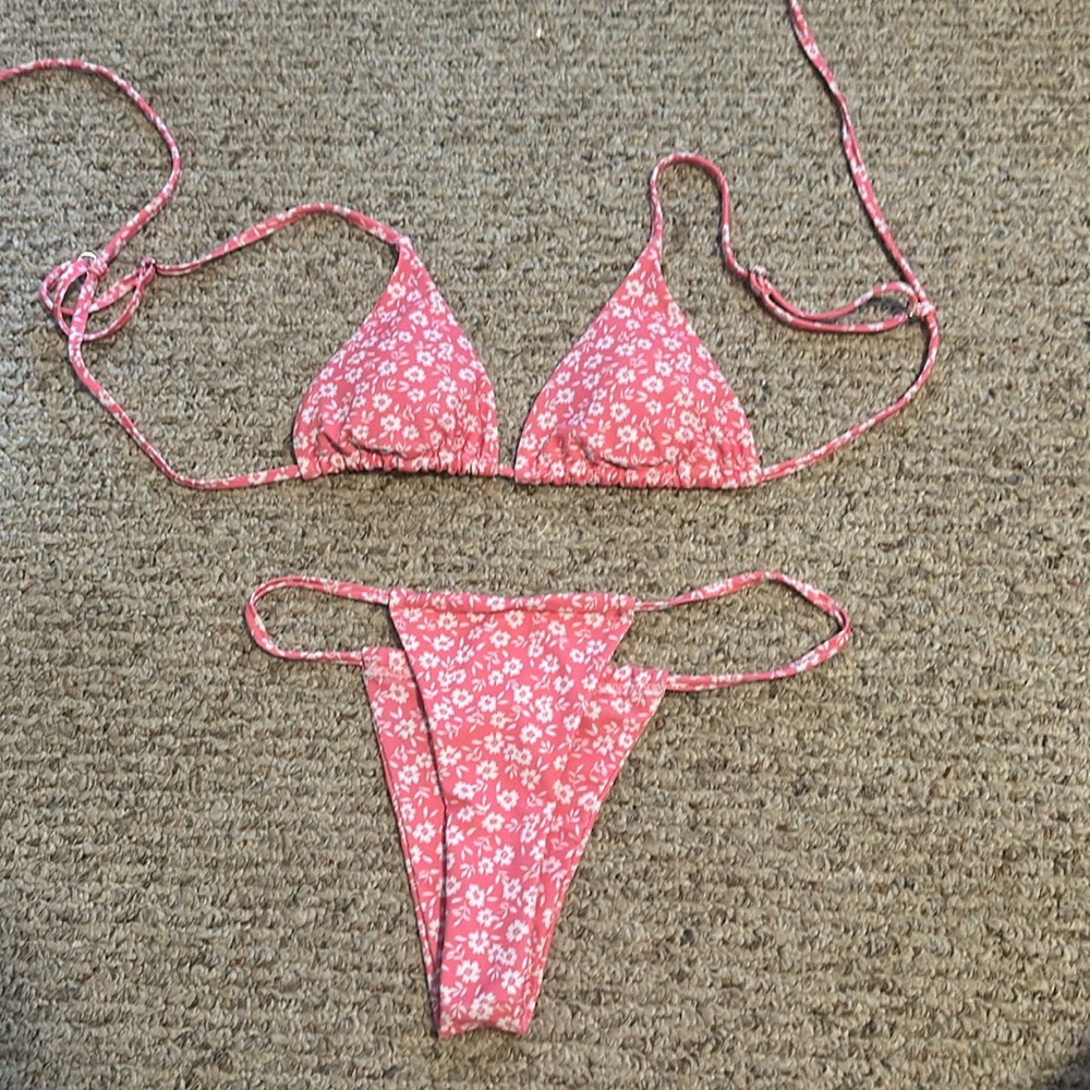 baithing suit
